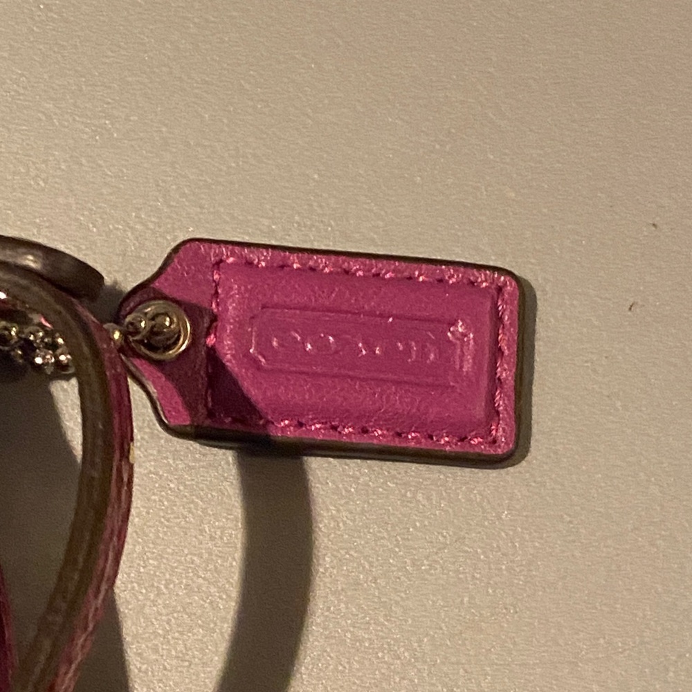 Coach Magenta Circle Pattern Wristlet - Picture 5 of 6